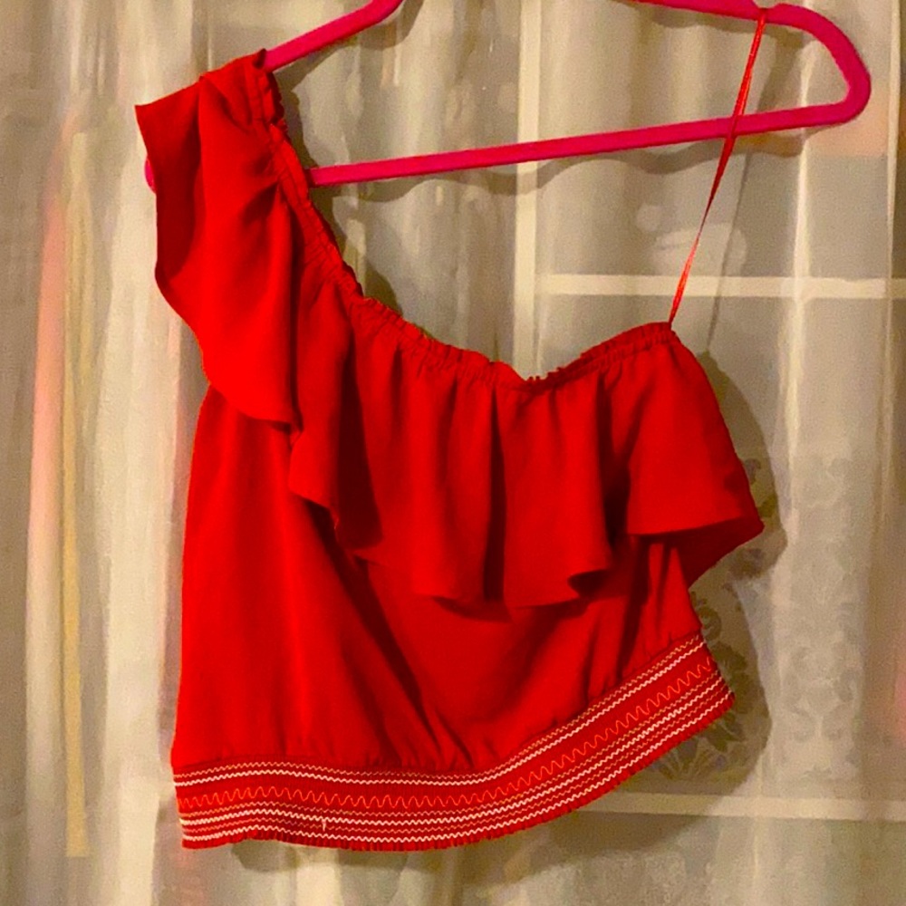 Candie’s One Shoulder Ruffle Crop Top